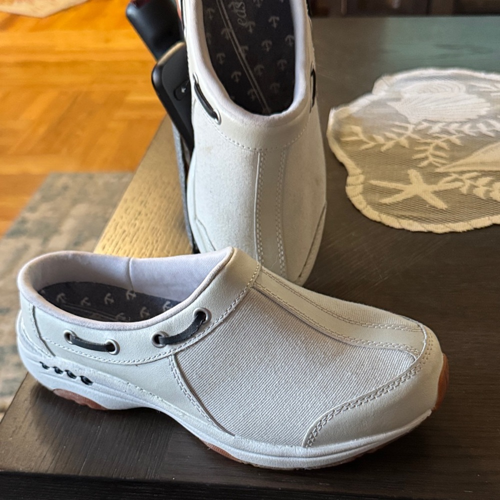 Easy Spirit White Slip-On Sneakers